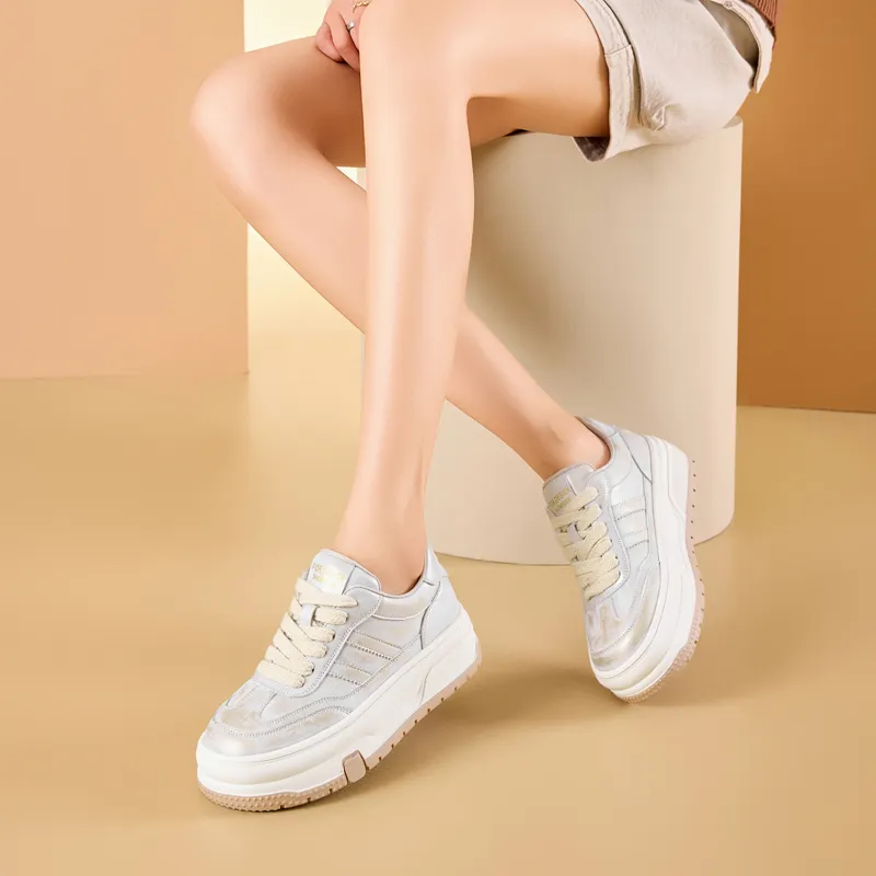 Bull Charm Wear Resistant Height Increasing Low Top Skateboard Shoes Women's-1
