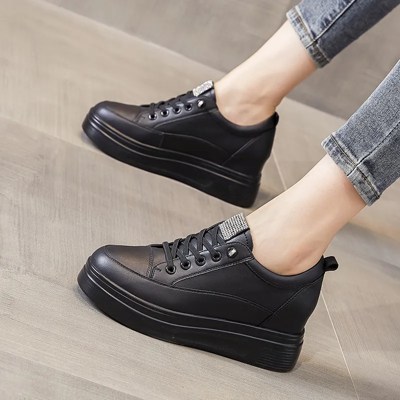 Bull Charm Skateboard Shoes Women's Black-3