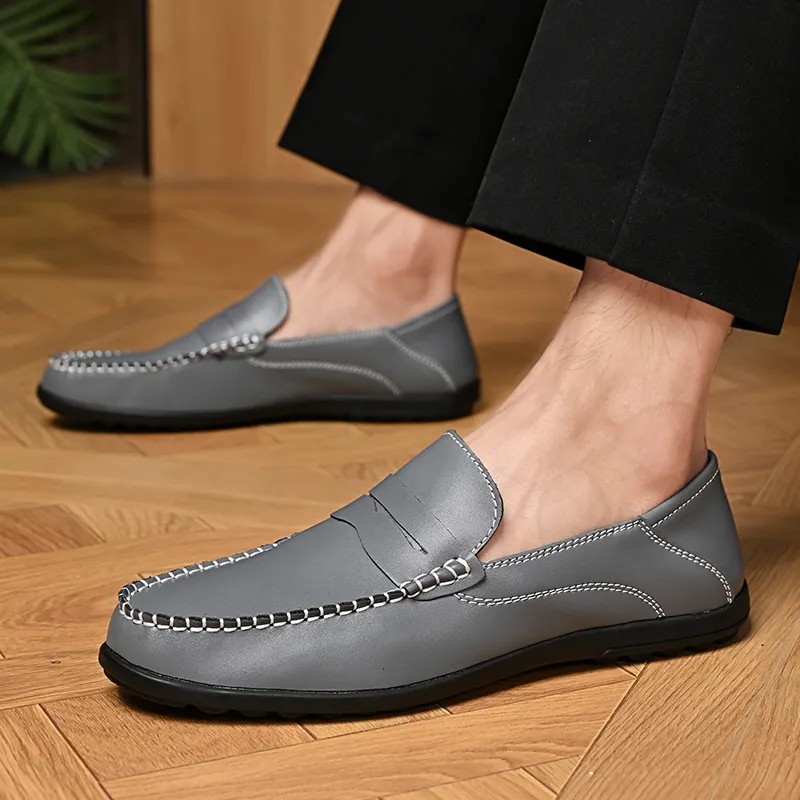 Bull charm Loafers Men Black/Gray-9