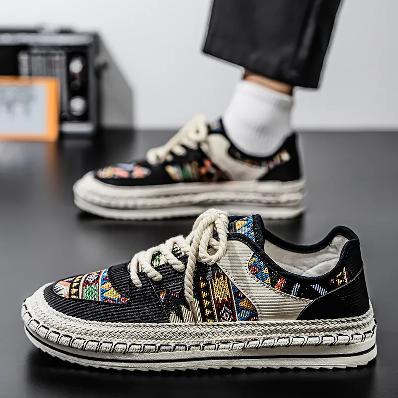 Bull Charm Low Top Casual Shoes Men's-8