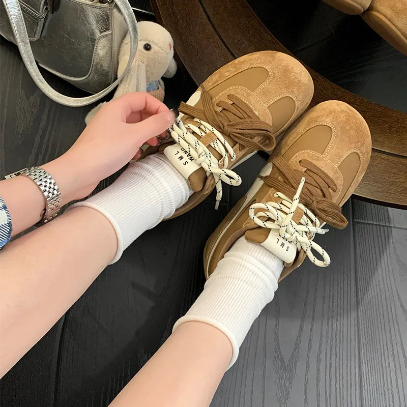 Bull Charm Low Top Casual Shoes Women's-9