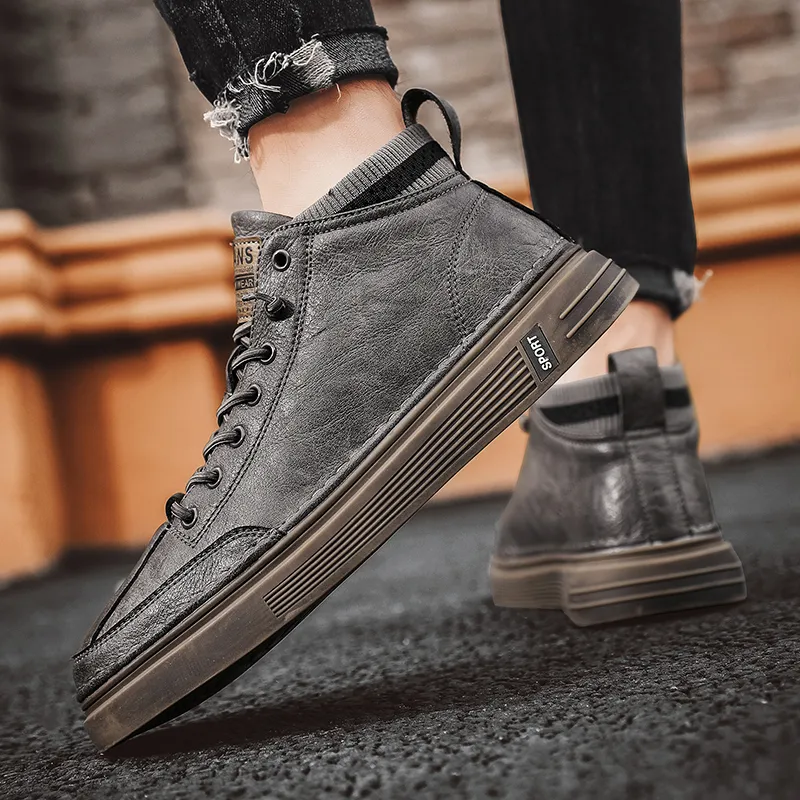 Bull Charm Abrasion Resistant Mid Top Skateboard Shoes Unisex-4