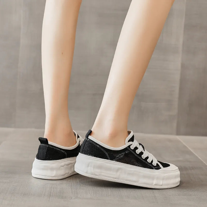 Bull Charm Anti Slip Wear Resistant Low Top Casual Shoes Women's-2