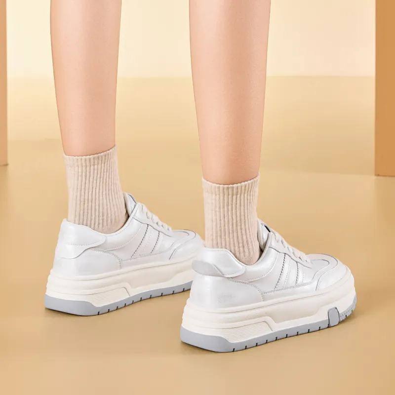 Bull Charm Wear Resistant Height Increasing Low Top Skateboard Shoes Women's-9