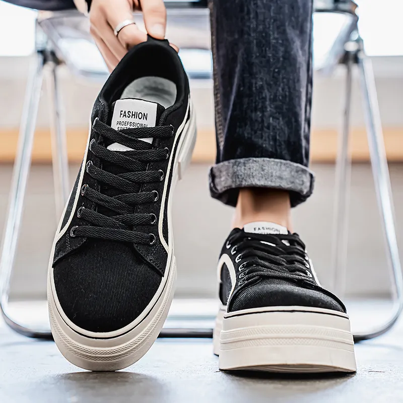 Bull Charm Skateboard Shoes Men's-9