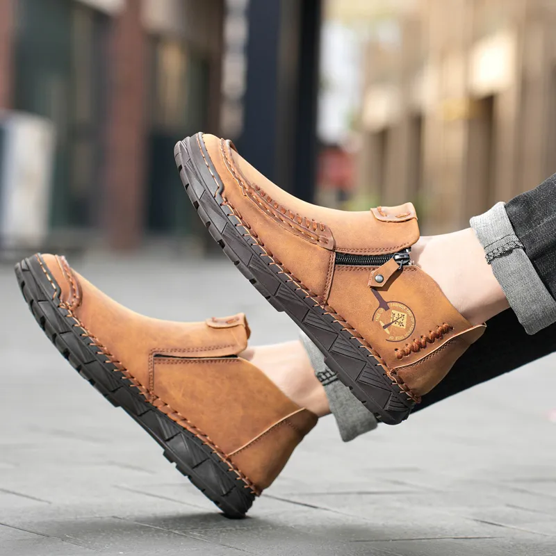 Bull Charm Anti-Slip Wear-Resistant Mid-Top Casual Shoes Men's-1