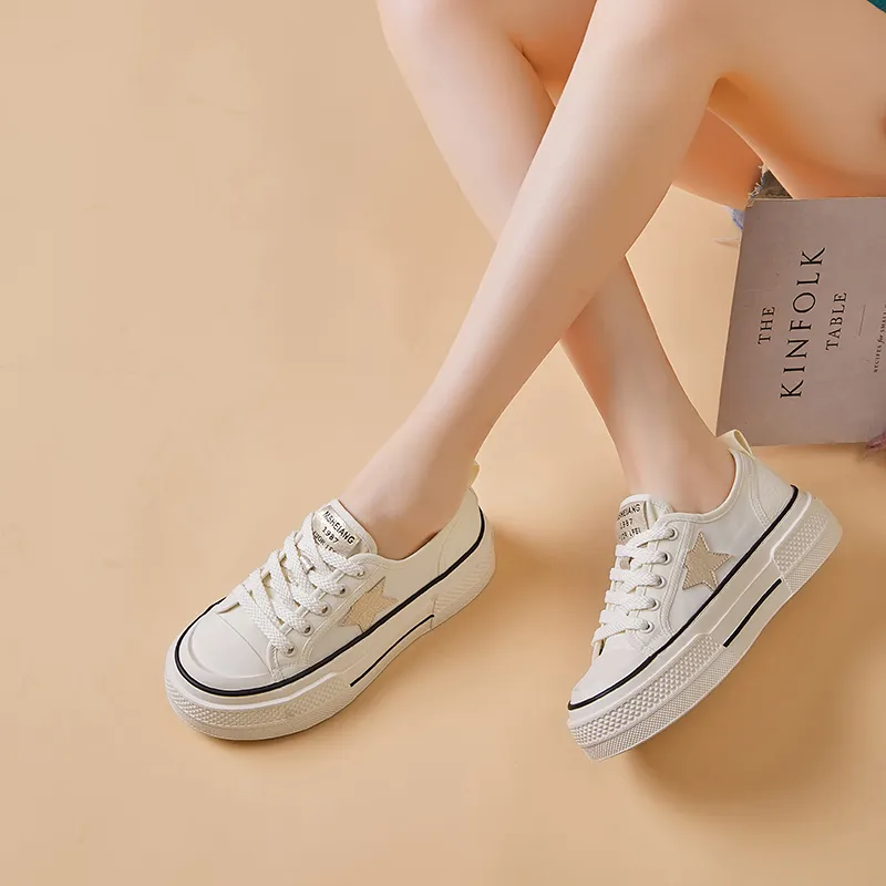 Bull Charm Abrasion-Resistant Low-Top Canvas Shoes Women's-9