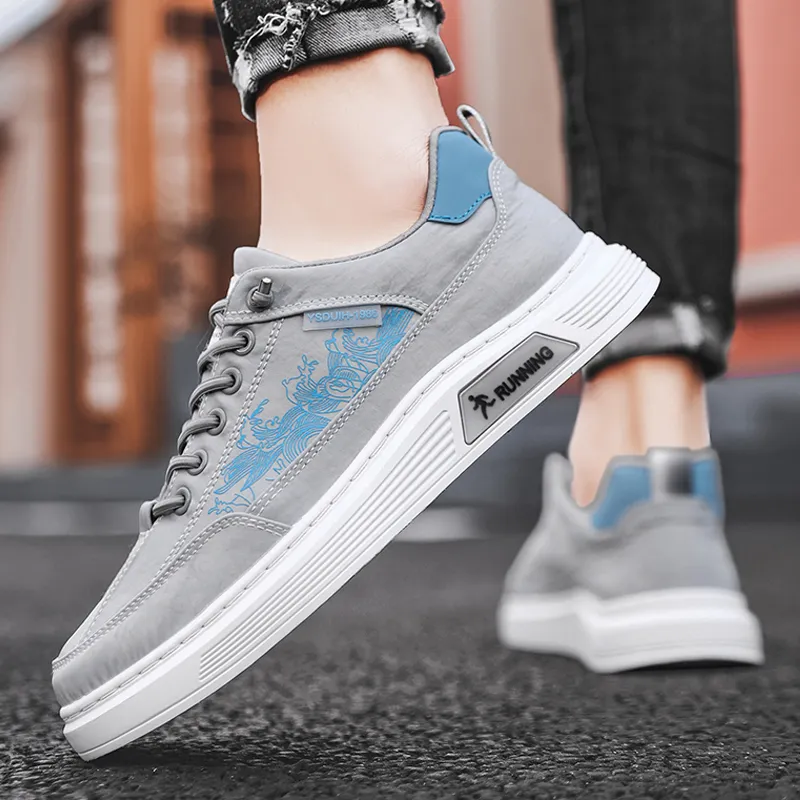Bull Charm Low-Top Skateboard Shoes Men's-5