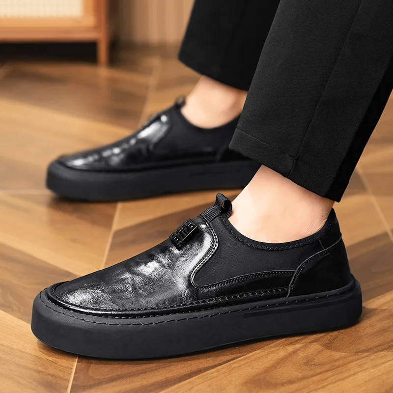 Bull Charm Casual Shoes Men's Black-1