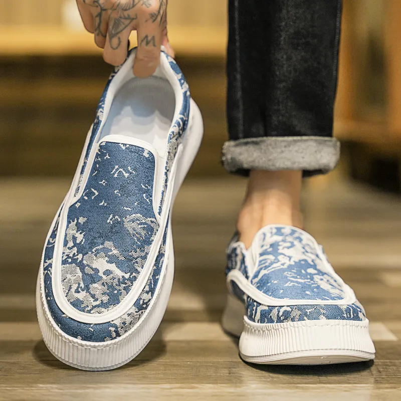 Bull Charm Low-Top Canvas Shoes Men's-9