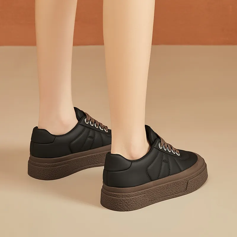 Bull Charm Low Top Skateboard Shoes Women's-4