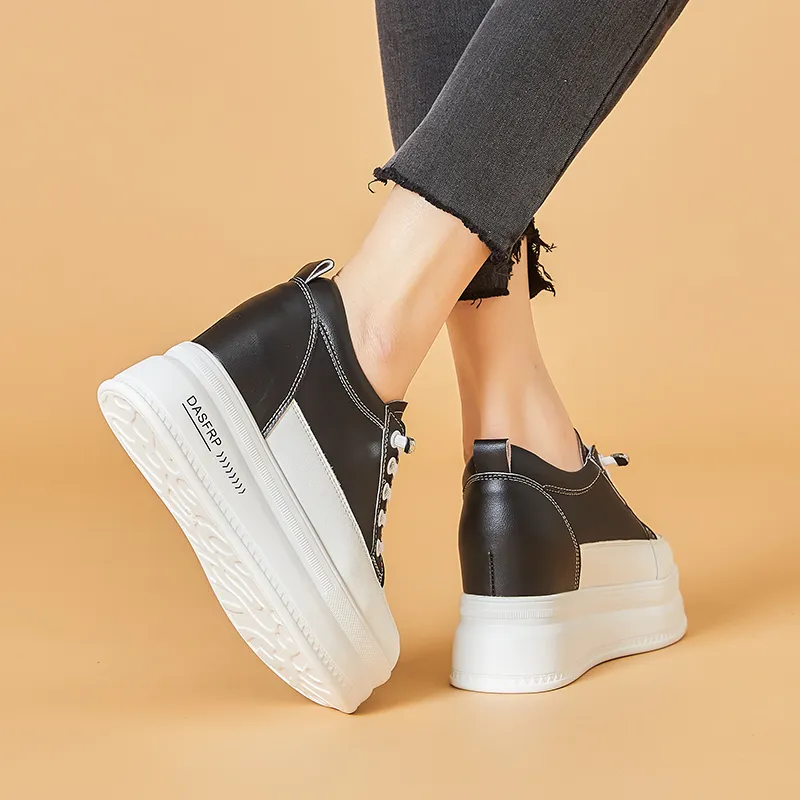 Bull Charm Low-Top Skateboard Shoes Women's-2