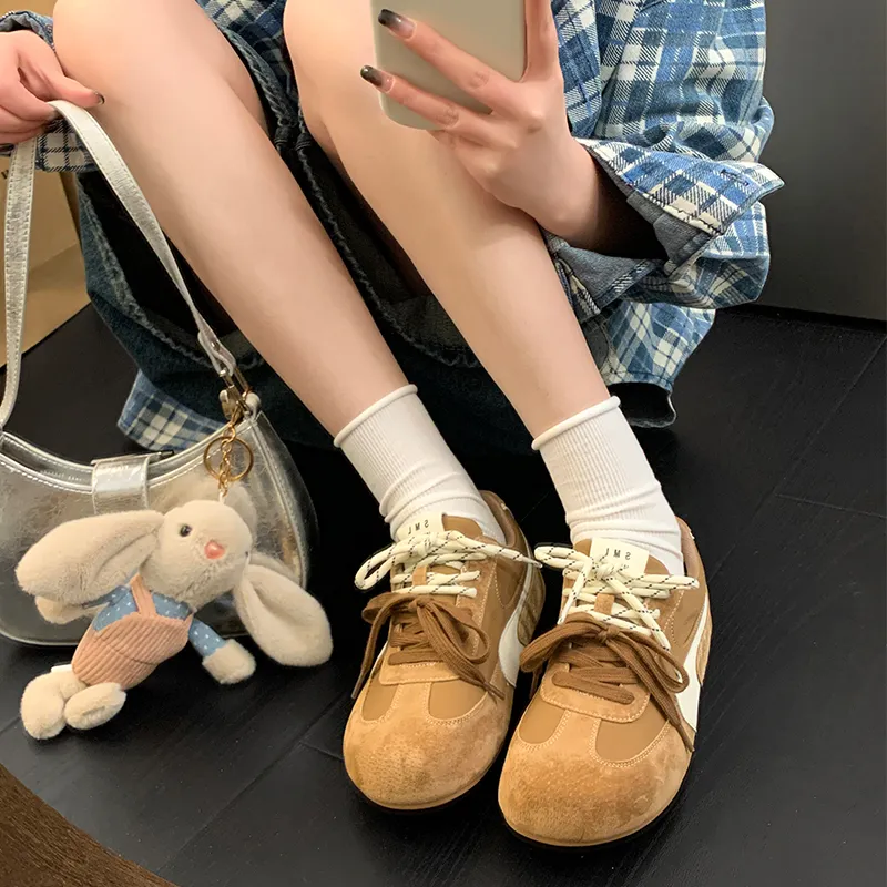 Bull Charm Low Top Casual Shoes Women's-10