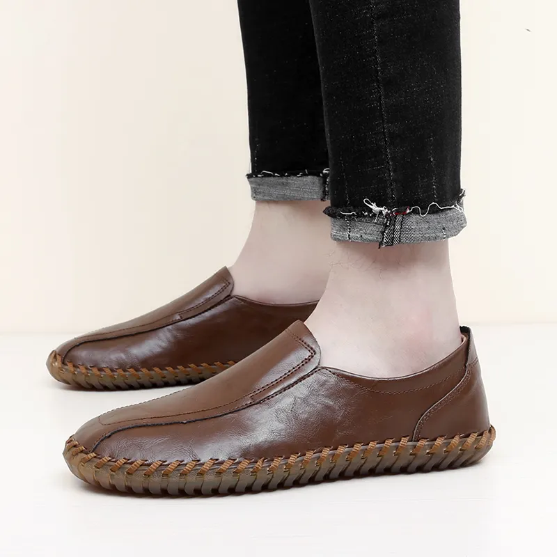 Bull charm Gommino Loafers Men Black/White/Brown-16