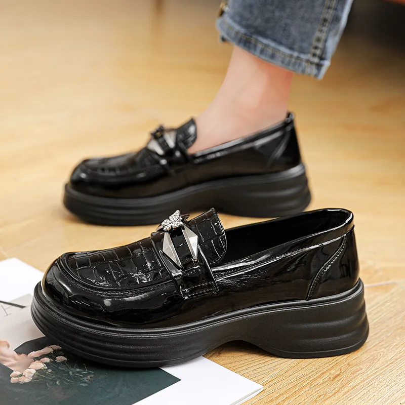 Bull Charm Loafers Women's Black-2
