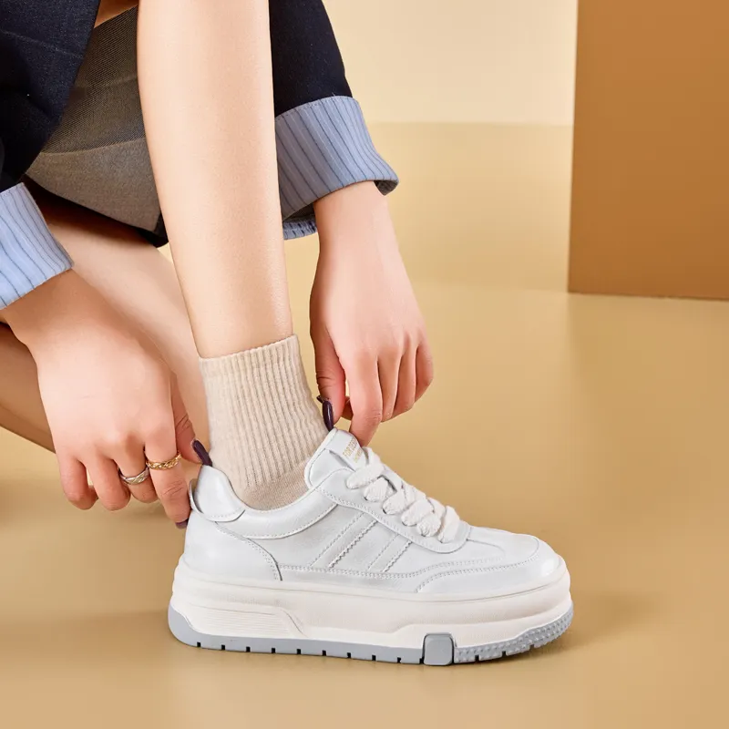 Bull Charm Wear Resistant Height Increasing Low Top Skateboard Shoes Women's-11