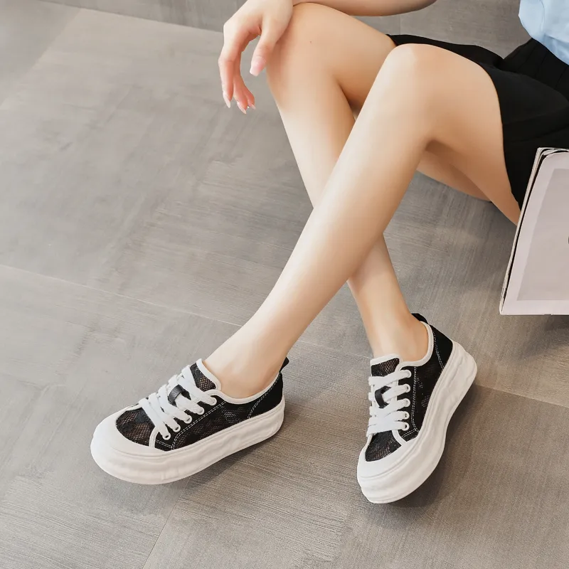 Bull Charm Anti Slip Wear Resistant Low Top Casual Shoes Women's-5