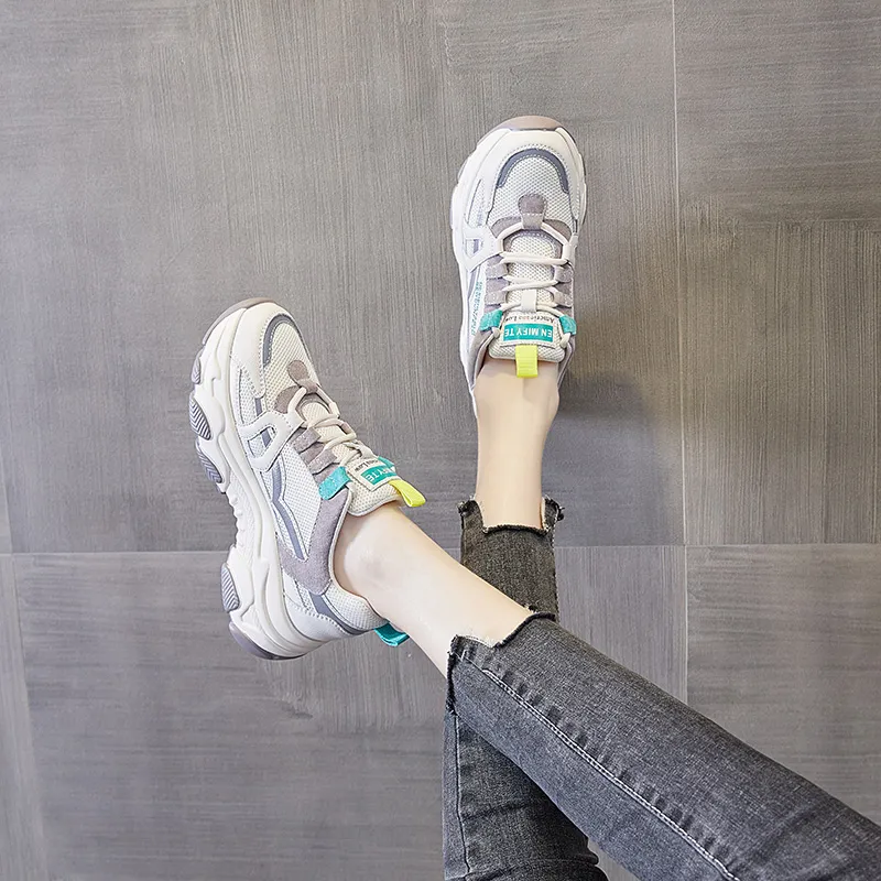 Bull Charm Abrasion Resistant Low Top Chunky Sneakers Women's-1