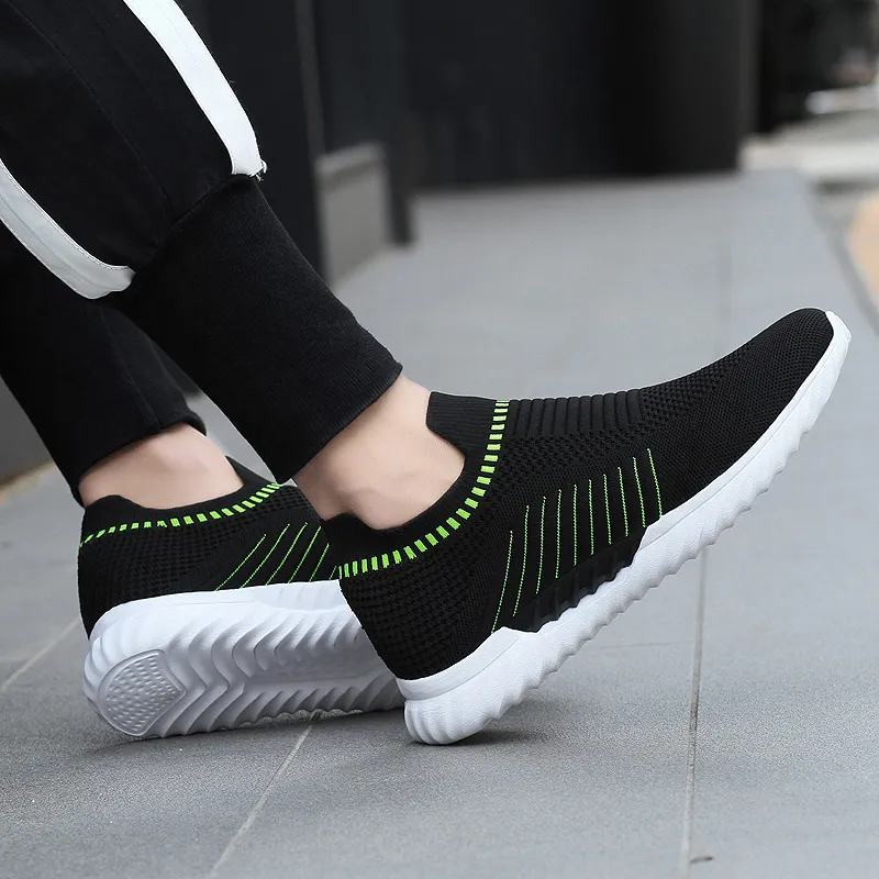 Bull Charm Low Top Casual Shoes Men's-9
