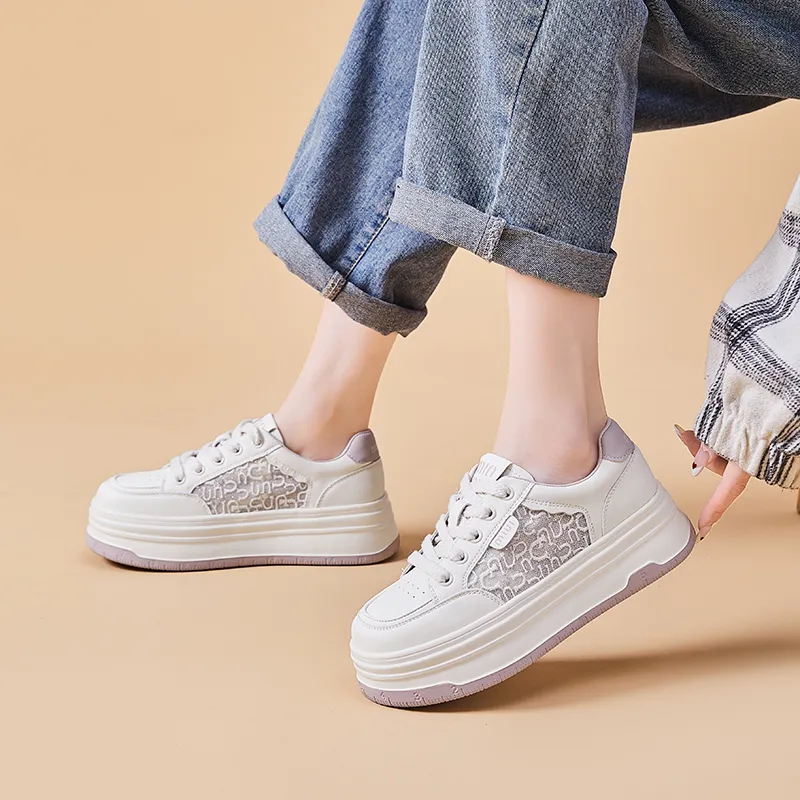 Bull Charm Low Top Skateboard Shoes Women's-9