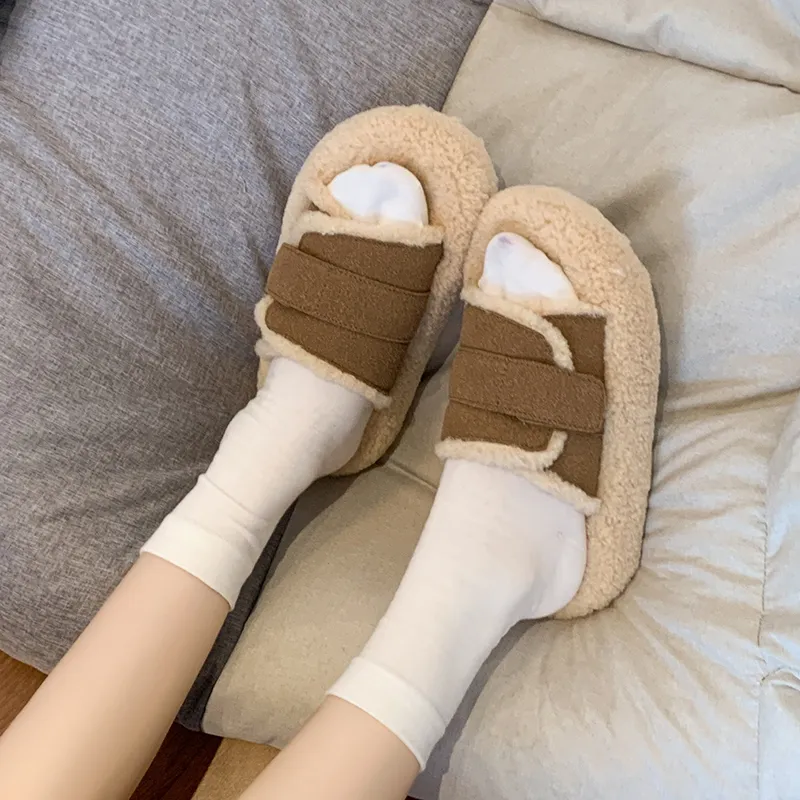 Bull Charm Abrasion-Resistant Slide Slippers Women's-7