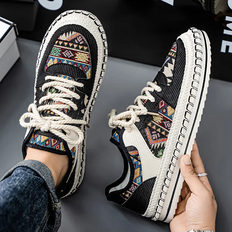 Bull Charm Low Top Casual Shoes Men's-9