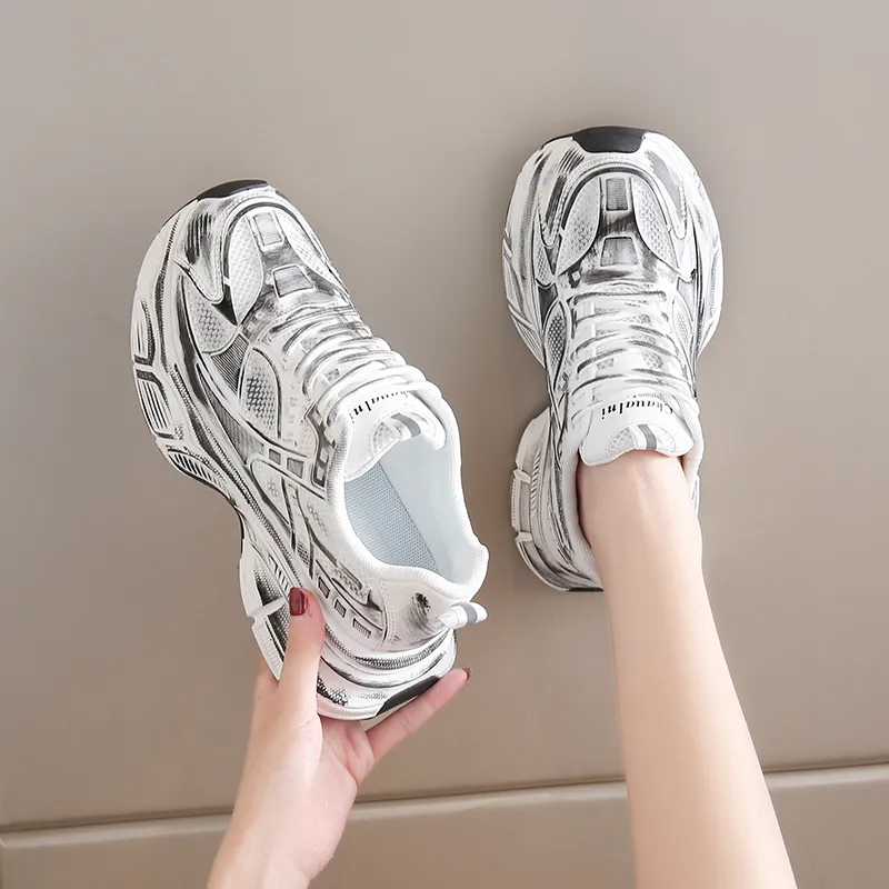Bull Charm Low Top Chunky Sneakers Women's-8