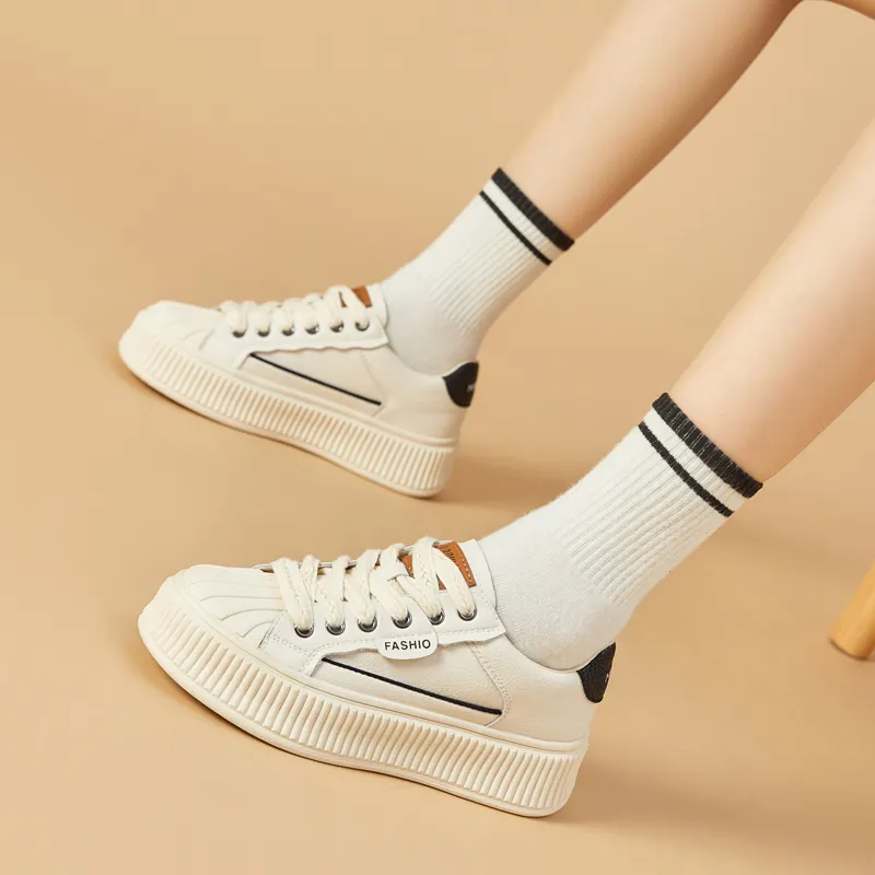 Bull Charm Abrasion Resistant Low Top Casual Shoes Women's-4