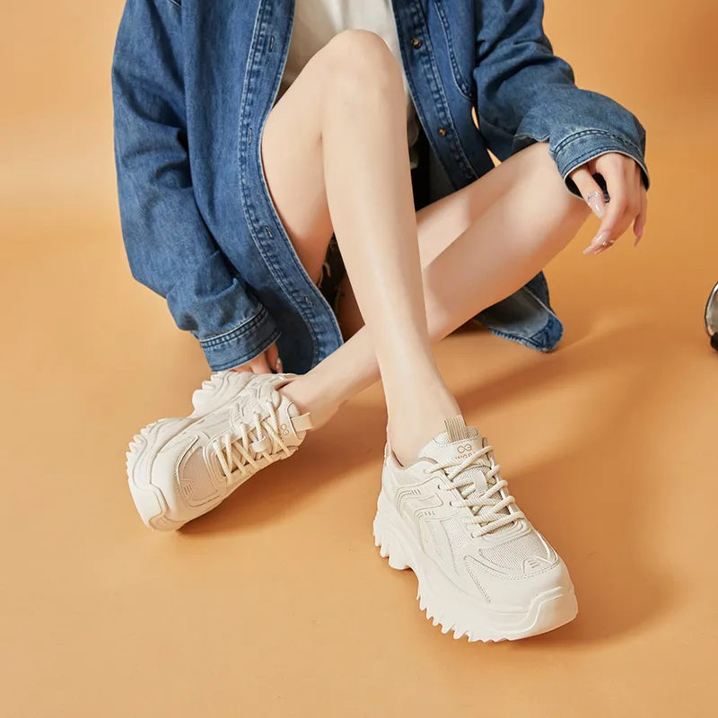 Bull Charm Low-Top Chunky Sneakers Women's-8