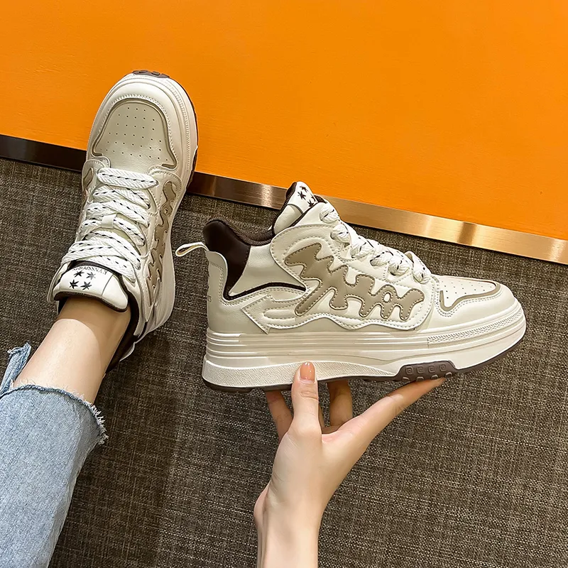 Bull Charm Mid-Top Skateboard Shoes Women's-1