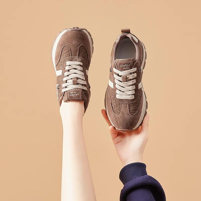 Bull Charm Low-Top Casual Shoes Women's-8