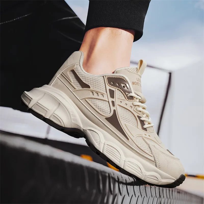 Bull Charm Abrasion Resistant Low Top Chunky Sneakers Men's-13