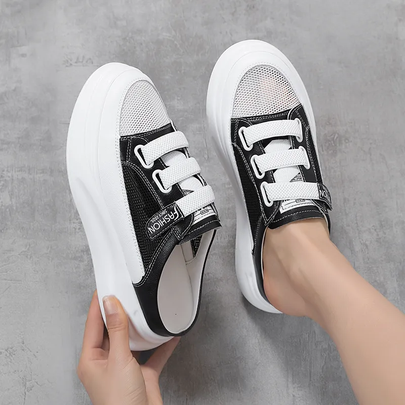 Bull Charm Slip Resistant Wrap toe Slippers Women's-6