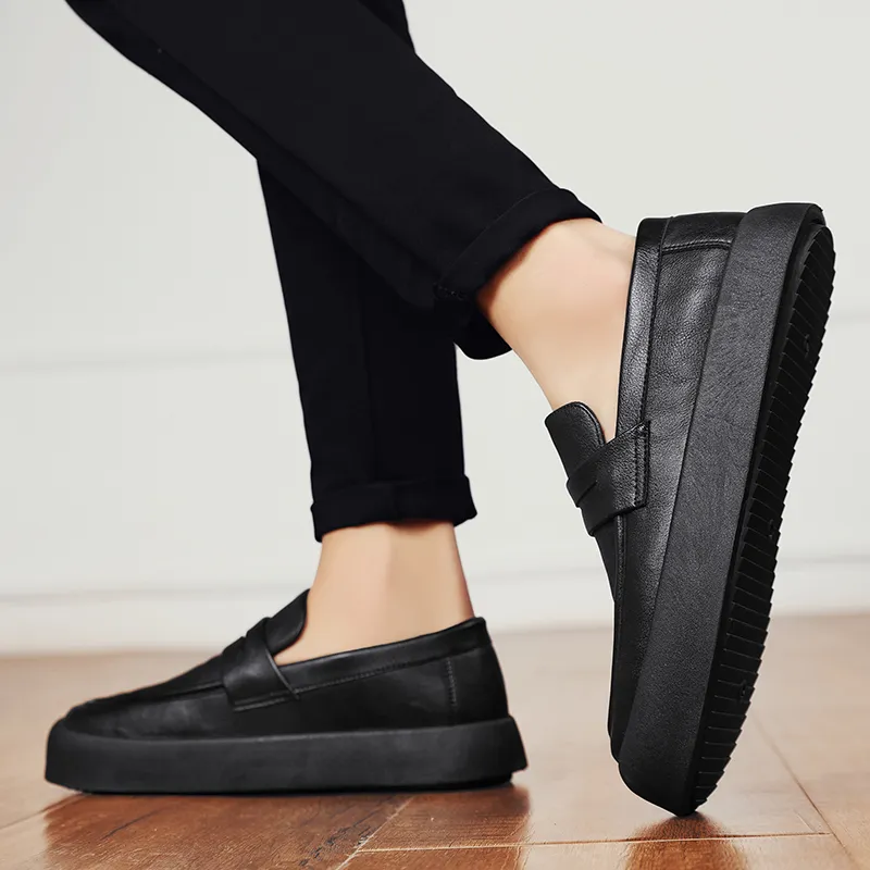 Bull charm Loafers Men-2