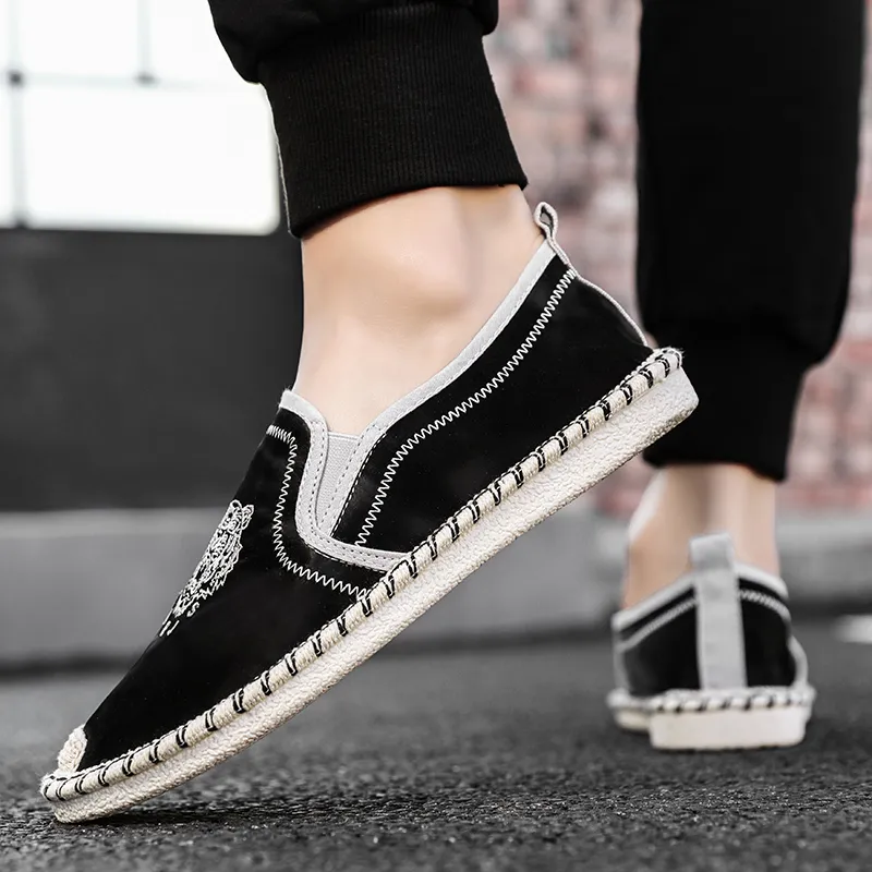 Bull charm Men's Casual Shoes Men Low Top Black/White-3