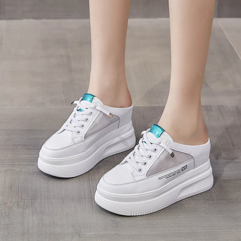 Bull Charm Slip Resistant Wrap toe Slippers Women's-7