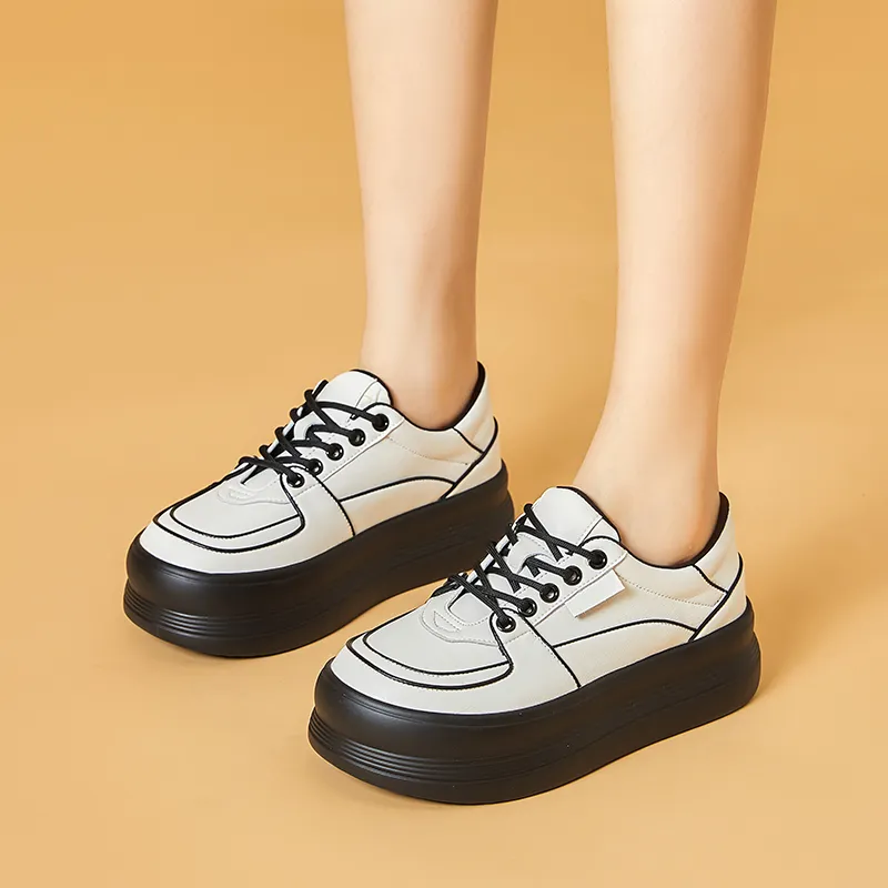 Bull Charm Low Top Skateboard Shoes Women's-1
