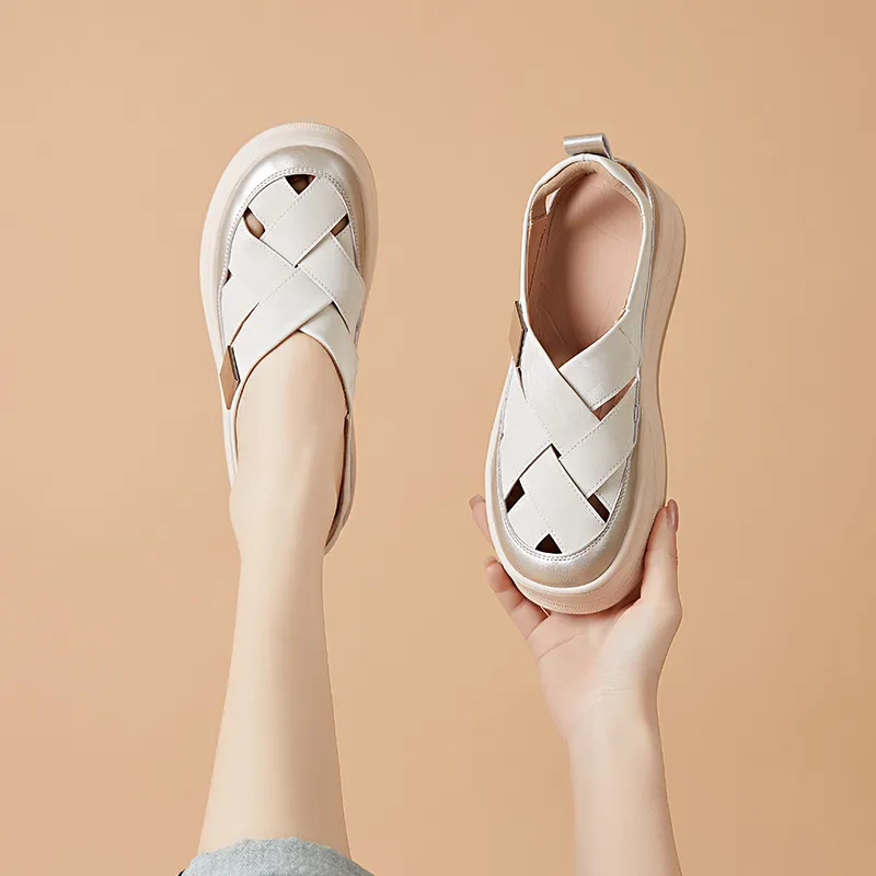 Bull Charm Beach Sandals Women's-2