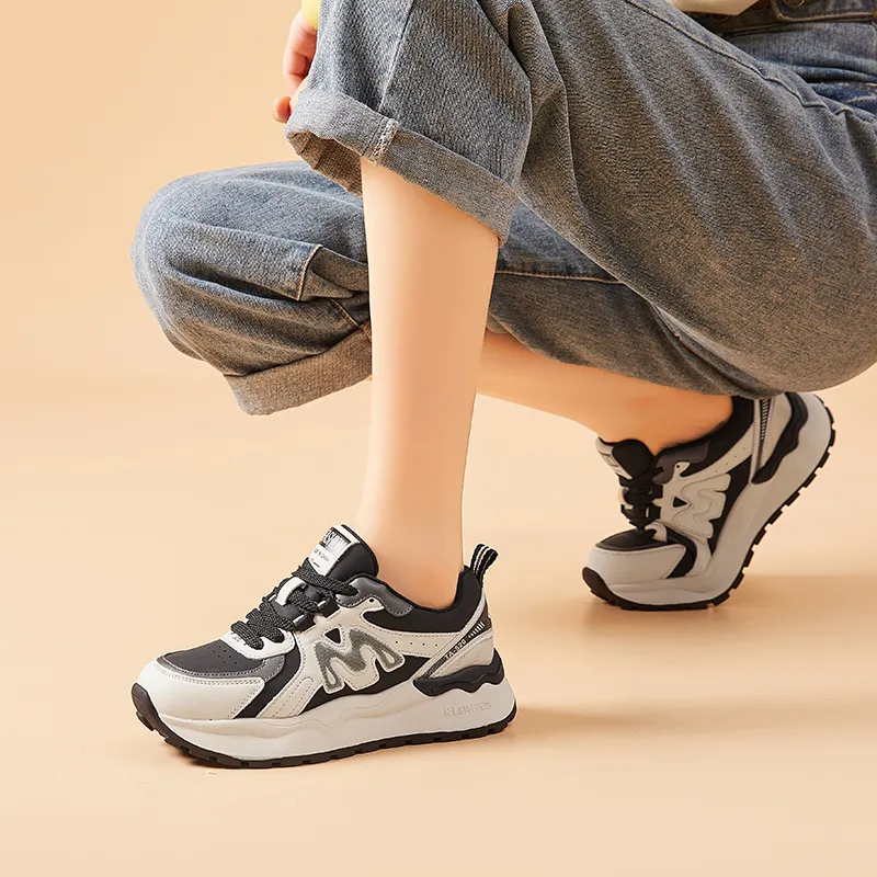 Bull Charm Abrasion Resistant Slip Resistant Low Top Chunky Sneakers Women's-2