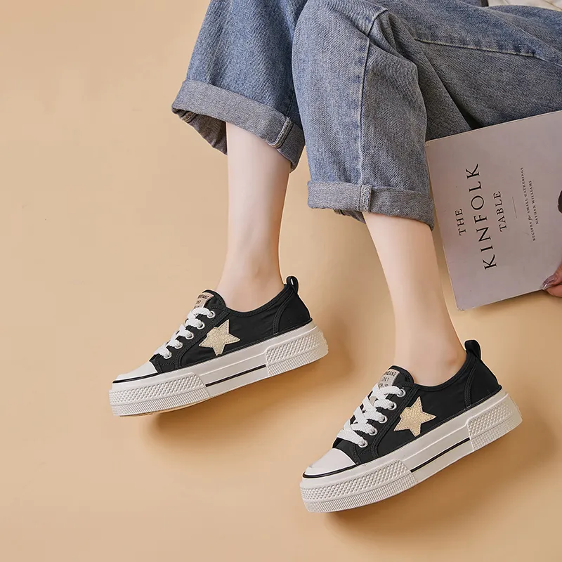 Bull Charm Abrasion-Resistant Low-Top Canvas Shoes Women's-2