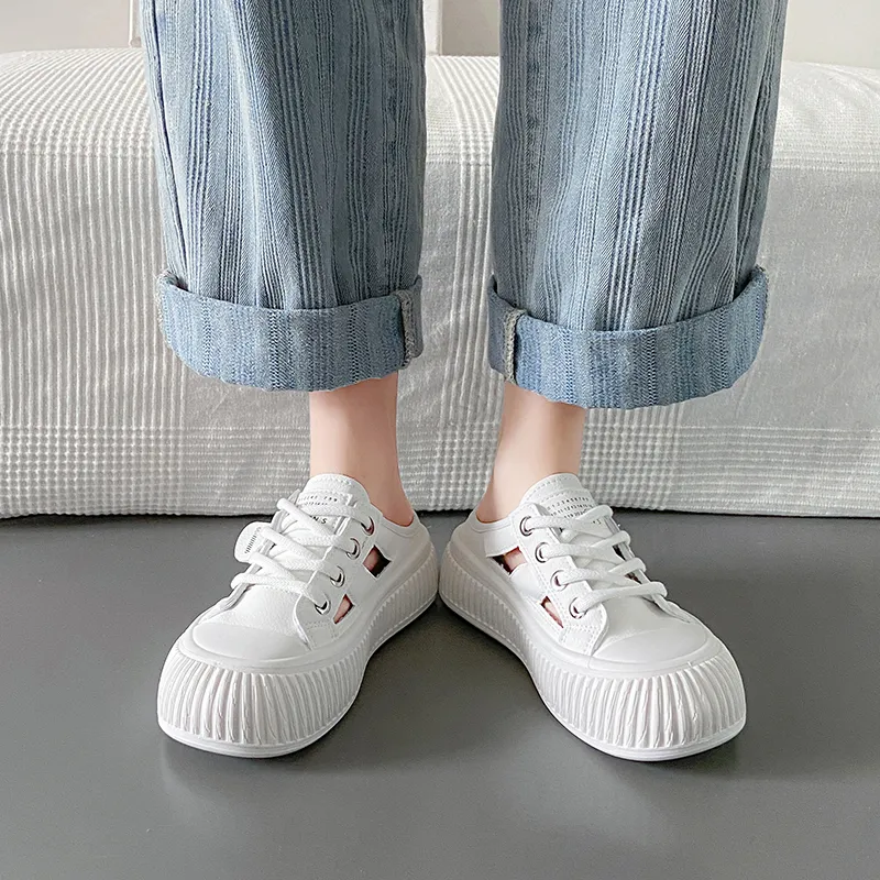 Bull Charm Wrap toe Slippers Women's-2