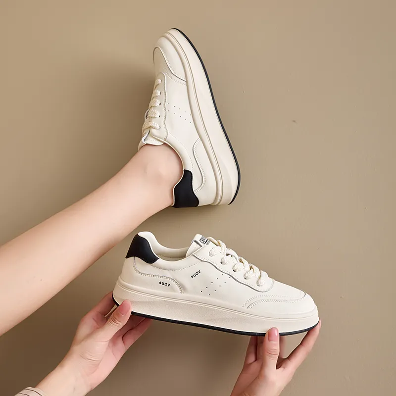 Bull Charm Low-Top Skateboard Shoes Women's-4