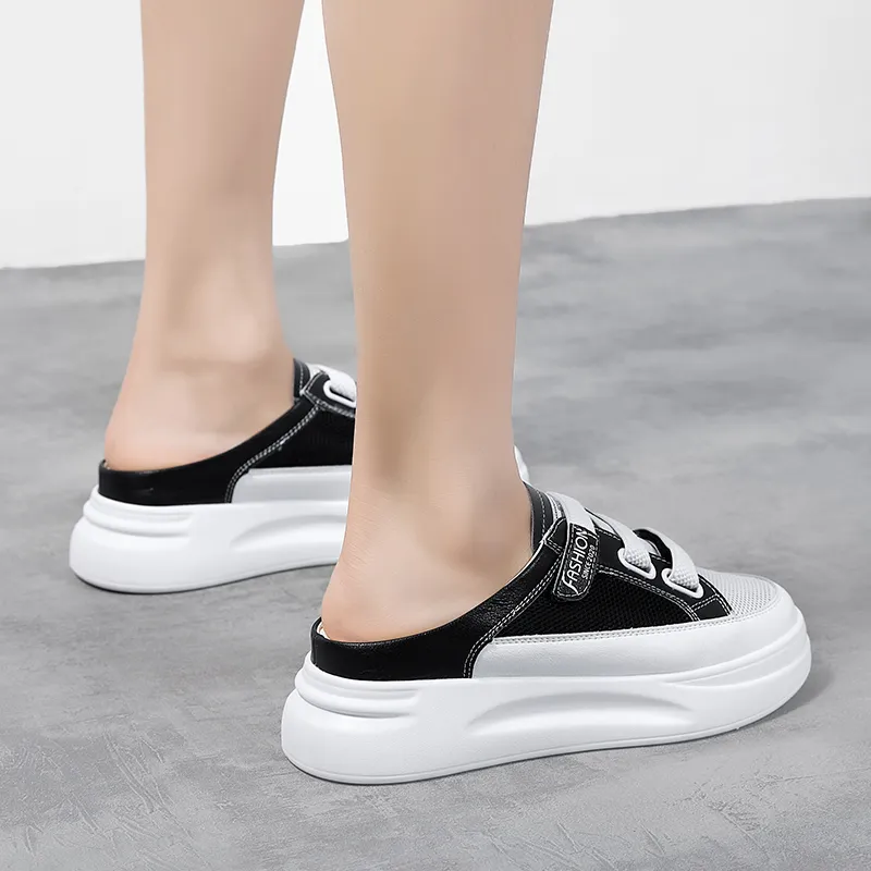 Bull Charm Slip Resistant Wrap toe Slippers Women's-8