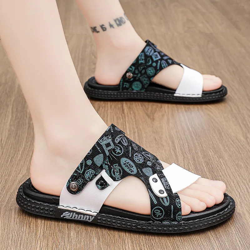 Bull charm Beach Sandals Men-1