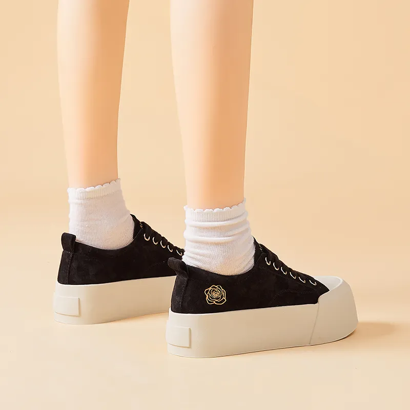 Bull Charm Low Top Canvas Shoes Women's Black-4