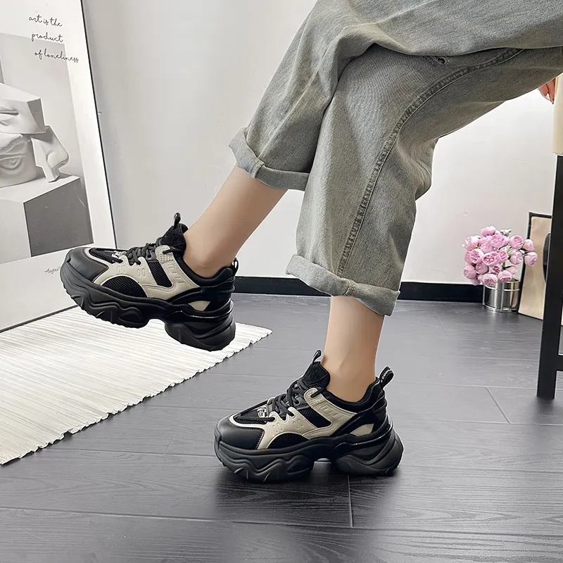 Bull Charm Low-Top Chunky Sneakers Women's-6