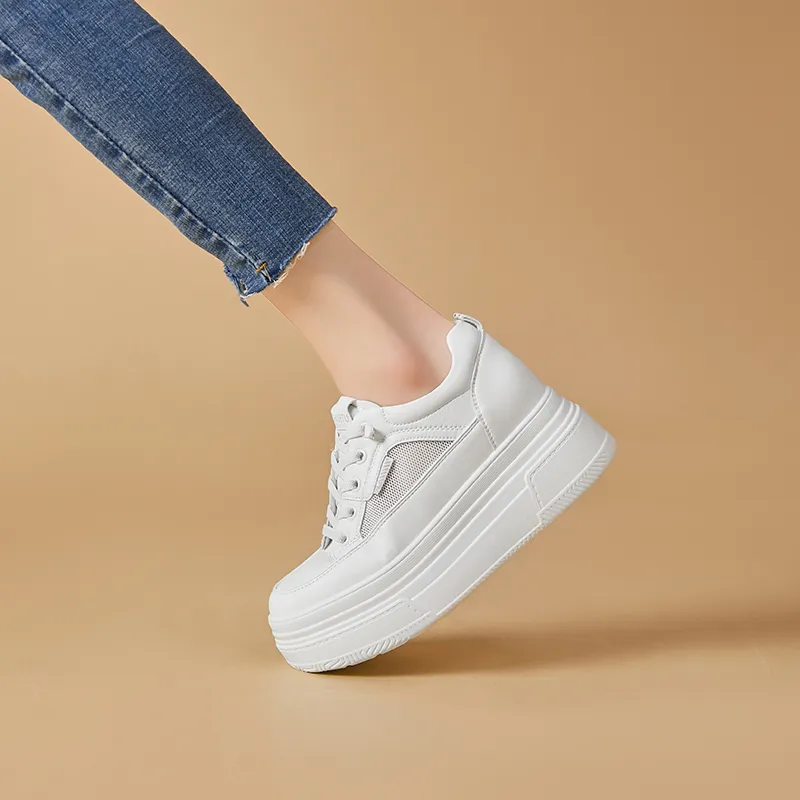 Bull Charm Breathable Low-Top Skateboard Shoes Women's-3