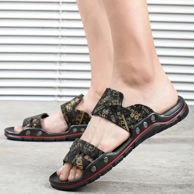 Bull charm Beach Sandals Men-5