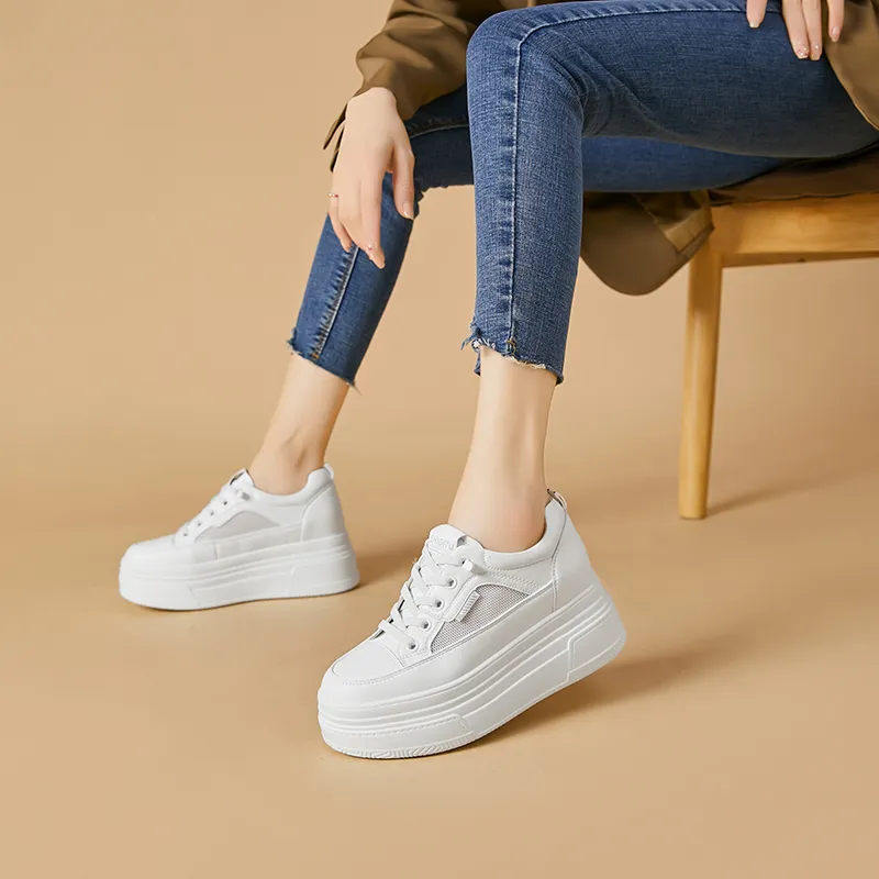Bull Charm Breathable Low-Top Skateboard Shoes Women's-1