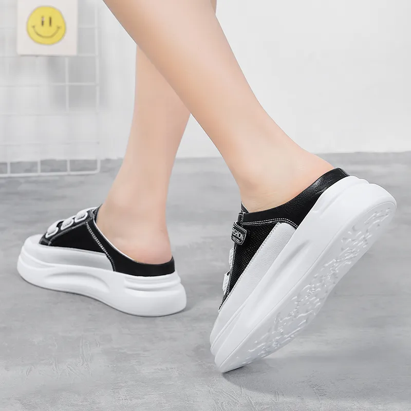 Bull Charm Slip Resistant Wrap toe Slippers Women's-10